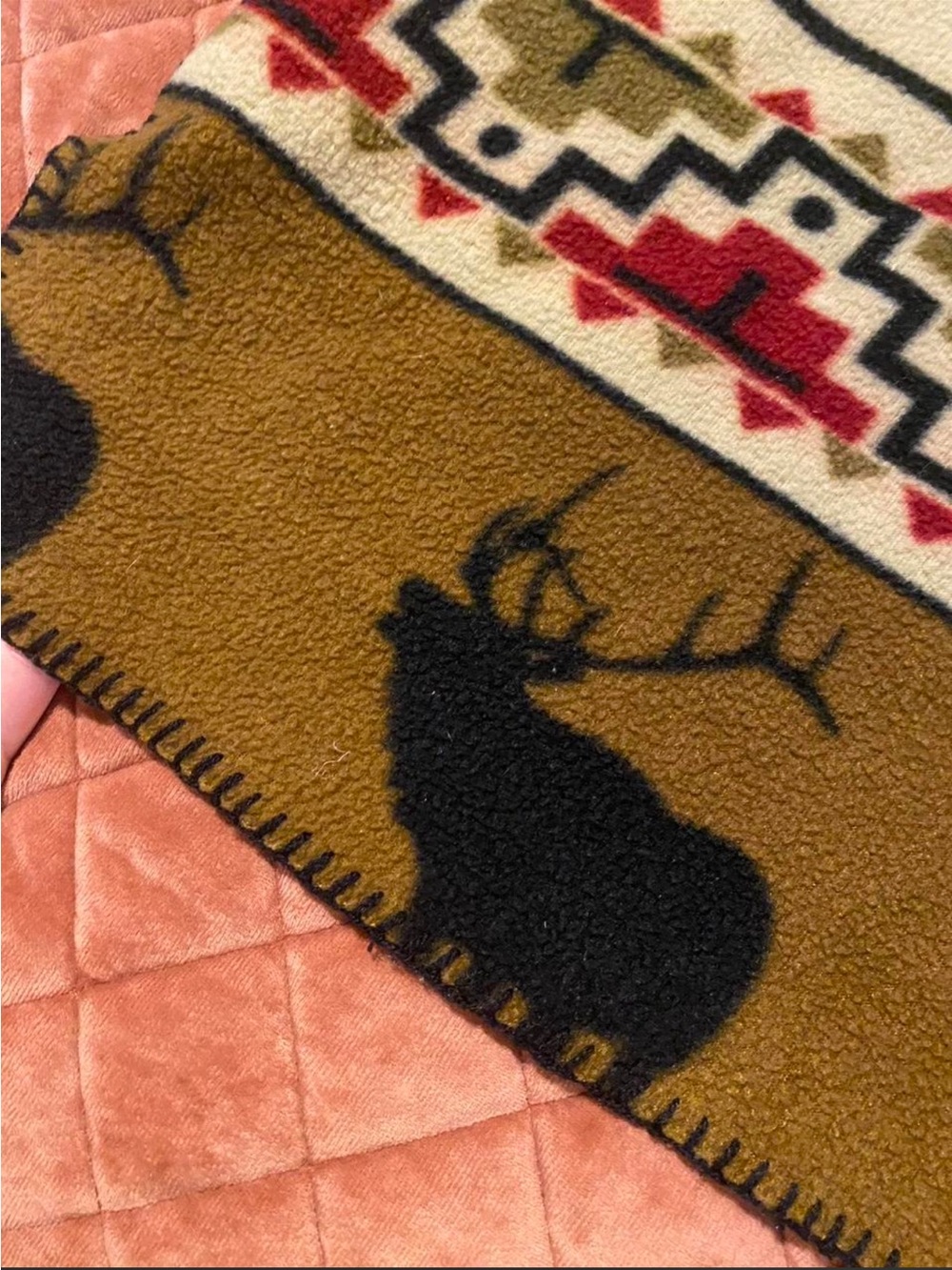 Vintage wildlife tapestry cabin throw blanket - Picture 6 of 7